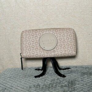 Guess Wallet